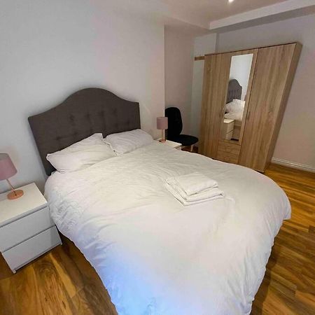 Comfortable 1 Bedroom And Double Sofa Bed Flat Londres Extérieur photo